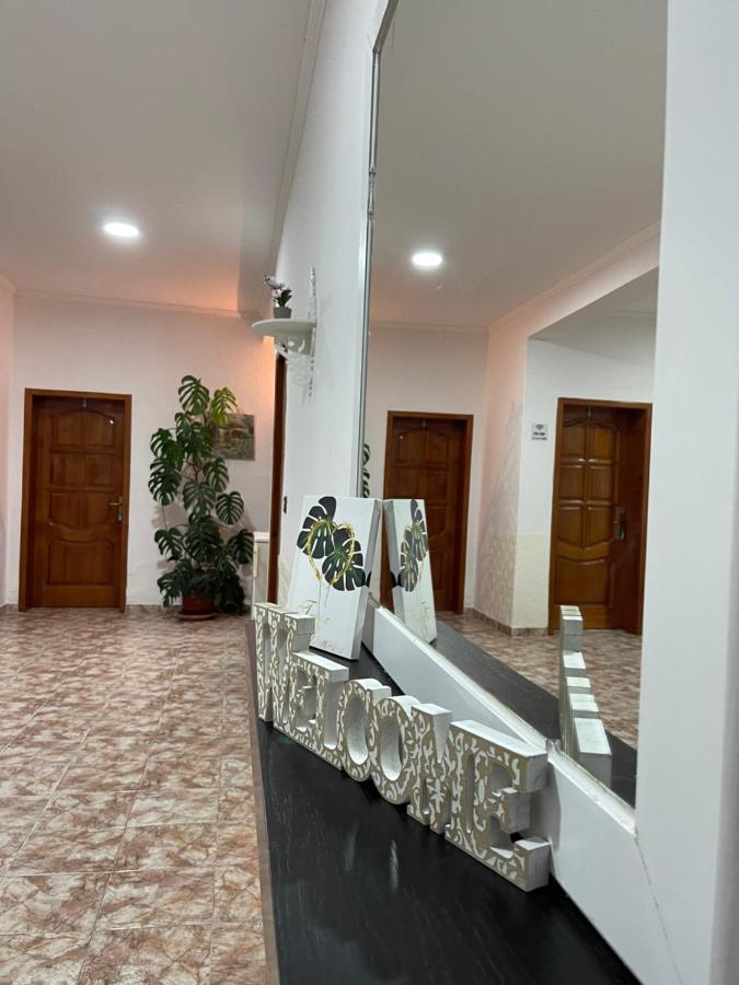 Mabel Rooms Дуррес Екстер'єр фото