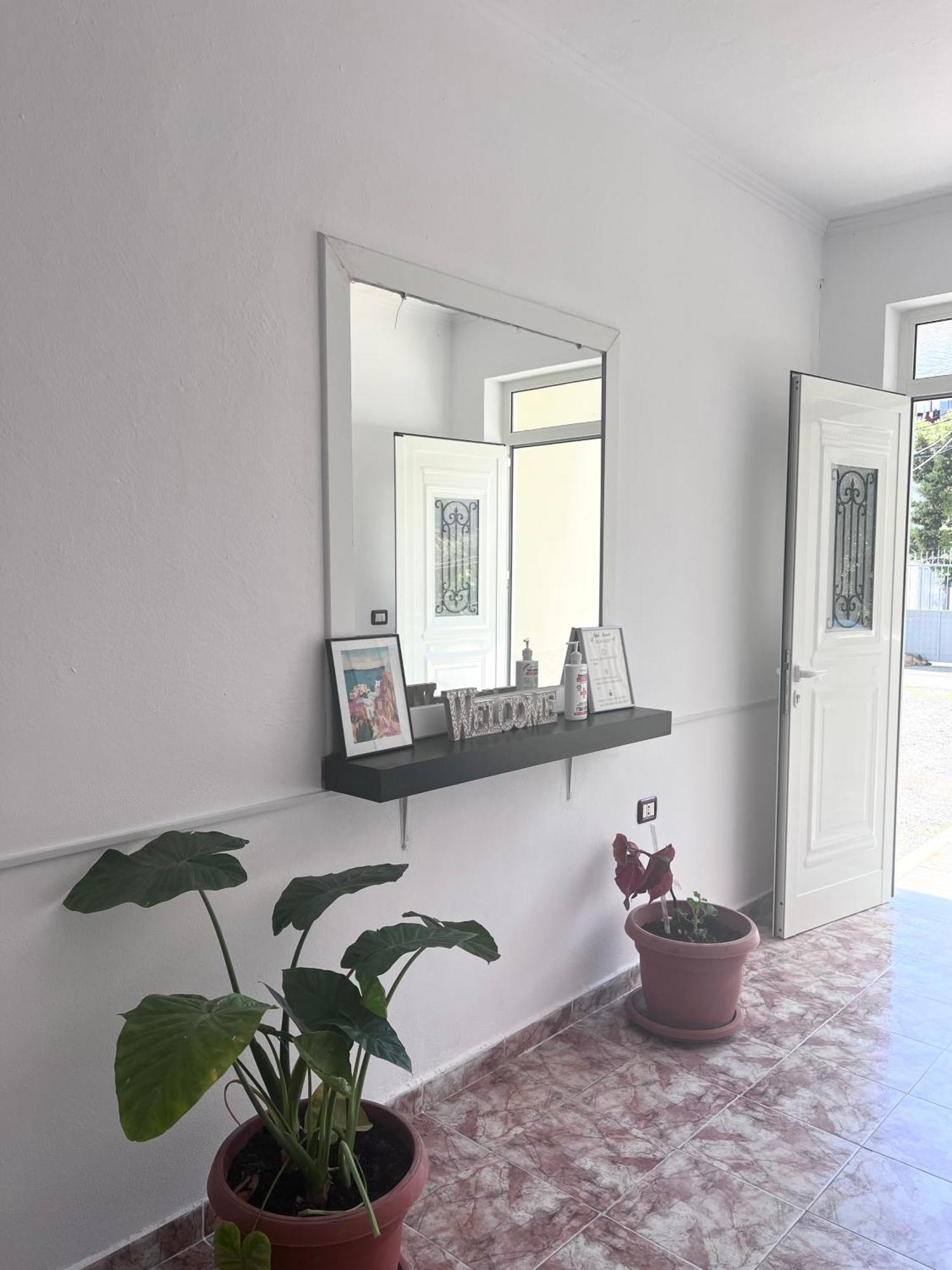 Mabel Rooms Дуррес Екстер'єр фото