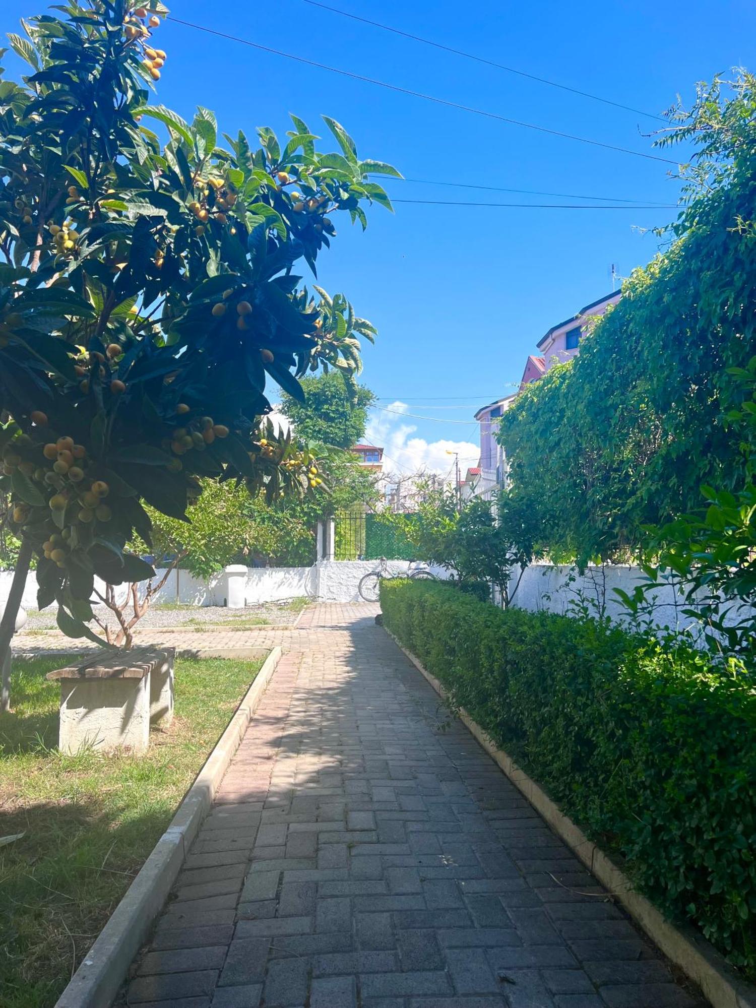 Mabel Rooms Дуррес Екстер'єр фото